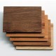 Bestellen Sie zwei Holzmuster zu sich nach Hause und entscheiden bequem auf dem Sofa, welches Holz zu Ihrer Einrichtung passt.