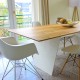 Gerade der Design-Klassiker von VITRA (Charles Eames) passt hervorragend zu unserem Holztisch MARTHA.